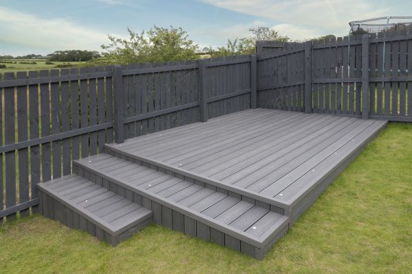 Cost of Vinyl Deck Construction in Jackson